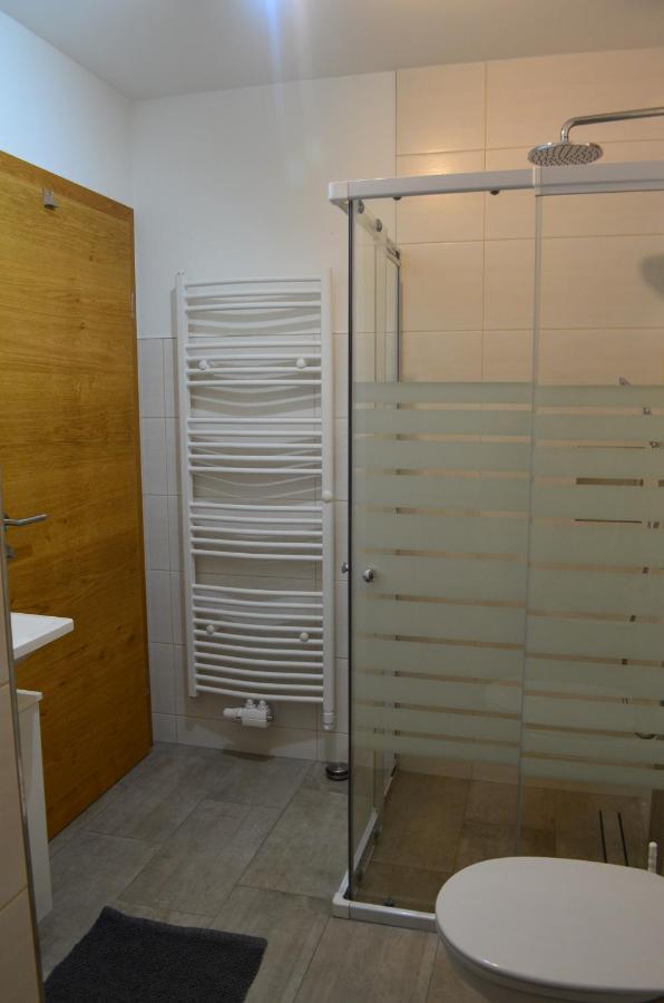 שליטרס Apartment Klein & Fein מראה חיצוני תמונה